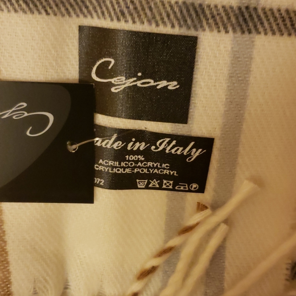 Scarf - Picture 2 of 2